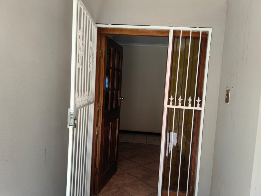 11 Bedroom Property for Sale in Universitas Free State